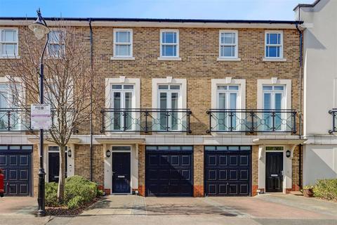 India Way, Roehampton SW15 4 bed townhouse for sale