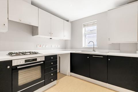 Birdhurst Avenue, South Croydon 2 bed apartment for sale