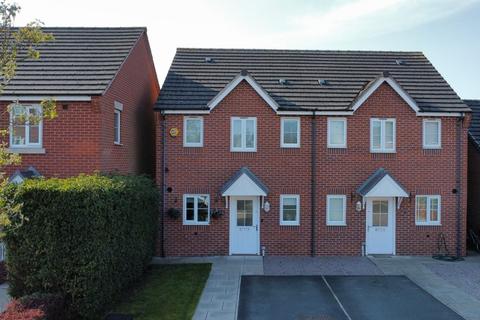 Halifax Drive, Melton Mowbray 3 bed semi