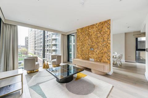 Amberley House, Battersea, London, SW11 2 bed flat for sale