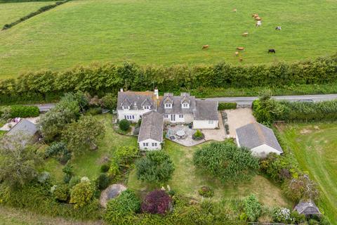 Weymouth, Dorset 4 bed detached house for sale