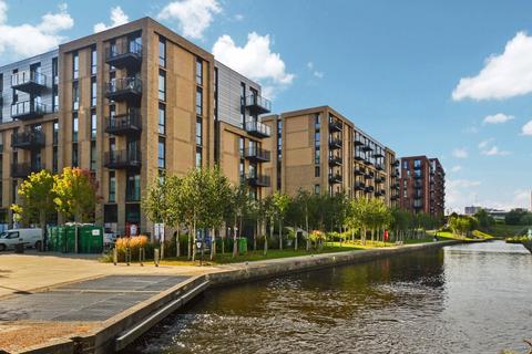 Forge, Manchester, Salford, M5 2 bed flat for sale