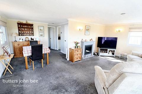 Warrington Road, Northwich 2 bed park home for sale