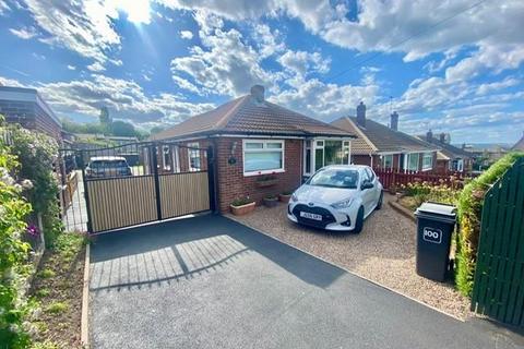 Liversedge Hall Lane, Liversedge 2 bed detached bungalow for sale