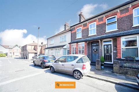Waterlow Road, Dunstable 3 bed terraced house for sale
