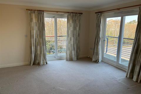 Corscombe Close, Weymouth 2 bed apartment for sale