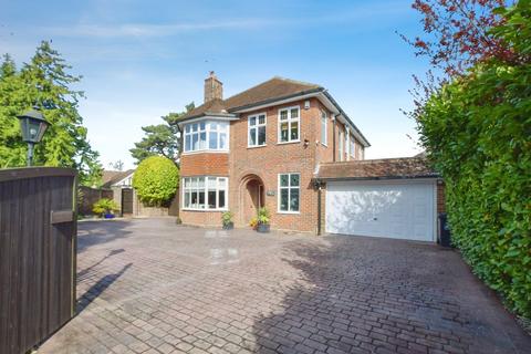Boulnois Avenue, Poole BH14 6 bed detached house for sale