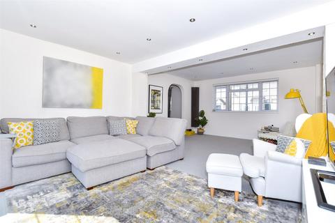 Malling Road, Snodland ME6 4 bed detached house for sale