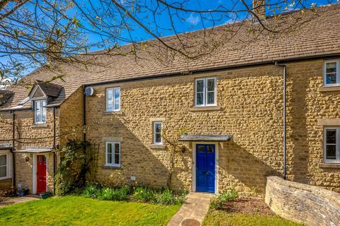 The Playing Close, Chipping Norton OX7 2 bed terraced house for sale