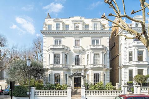 Holland Park, London W11 2 bed flat for sale
