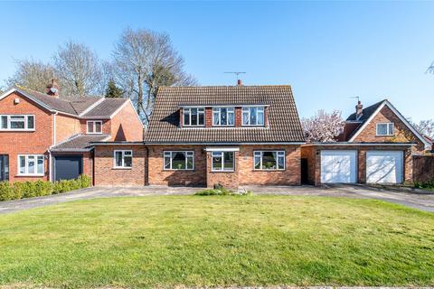 Bentley Close, Longfield, Kent, DA3 4 bed detached house for sale