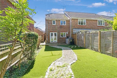 Cranbrook TN17 2 bed end of terrace house for sale