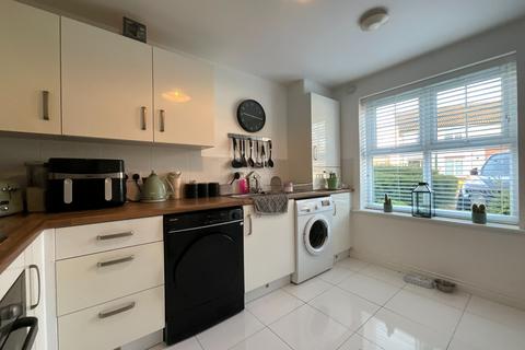 Benedict Lane, Hebburn, Tyne and... 3 bed semi