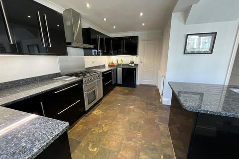 The Fieldings, Southwater, Horsham... 4 bed detached house for sale