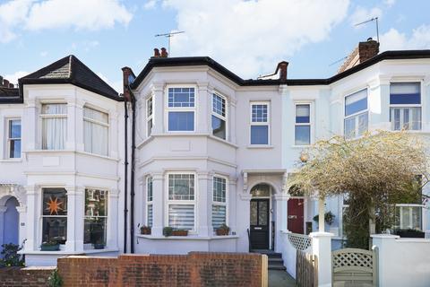 Rathcoole Avenue, Crouch End, N8 2 bed flat for sale