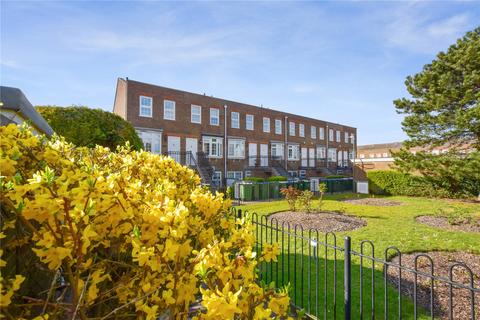 Regency Way, Bexleyheath, DA6 2 bed maisonette for sale