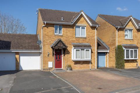 Ramsbury Walk, Trowbridge 3 bed link detached house for sale