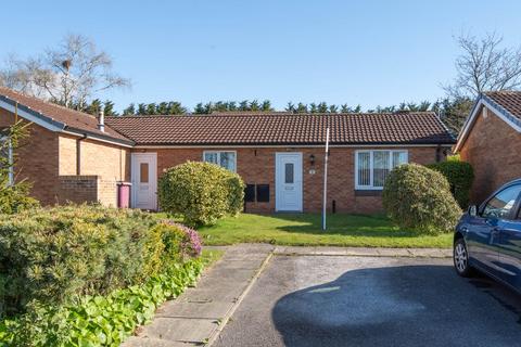 2 bedroom semi-detached bungalow for sale