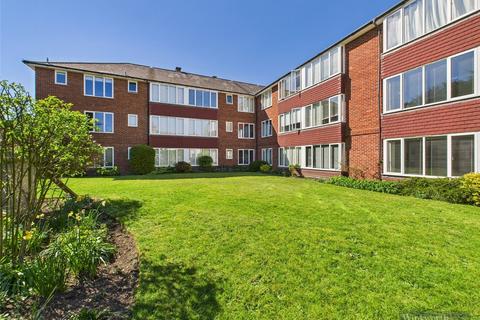 Weston Green Road, Surrey KT7 Studio for sale