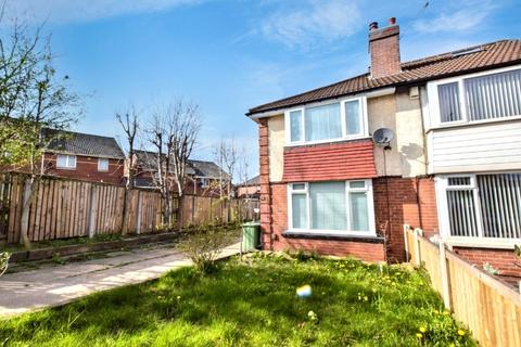 Whitehall Road, Leeds, West Yorkshire 3 bed semi
