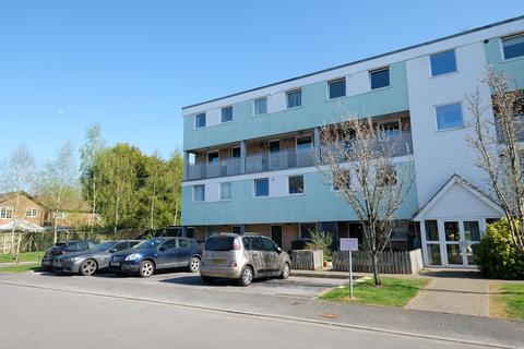 Africa Drive, Marchwood SO40 3 bed maisonette for sale