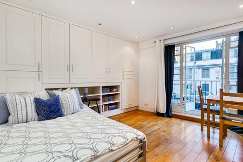 Courtfield Gardens, Kensington... Studio for sale