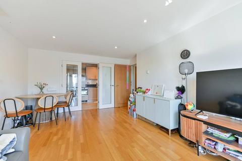 Wadbrook Street, Kingston, Kingston... 2 bed flat for sale