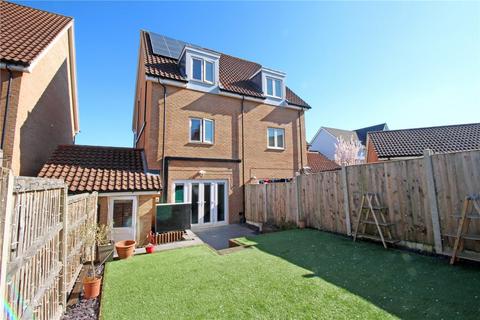 Poethlyn Drive, Costessey, Norwich... 3 bed semi