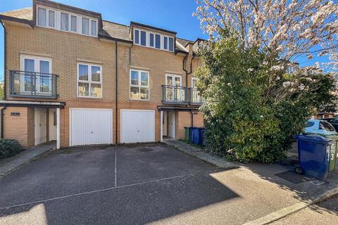 Hampden Gardens, Cambridge CB1 3 bed townhouse for sale
