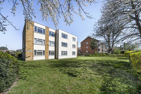 Alder Road, Sidcup 2 bed apartment for sale