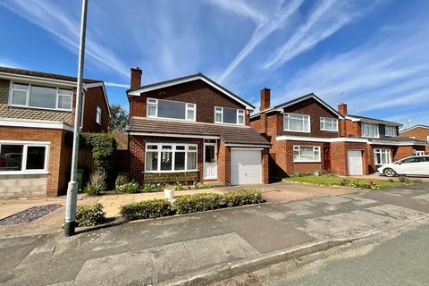 Wellyards Close, Weston, ST18 3 bed detached house for sale