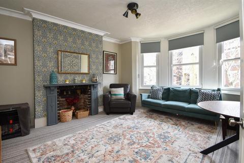 Milward Road, Hastings 2 bed flat for sale