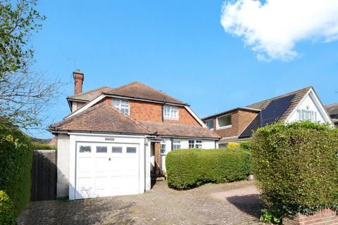 Molember Road, East Molesey KT8 4 bed detached house for sale