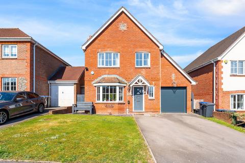 Kimpton Avenue, Salisbury SP1 4 bed detached house for sale