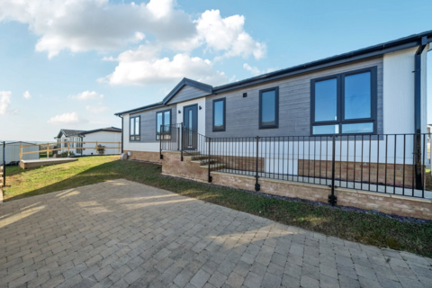 Bude EX23 2 bed park home for sale