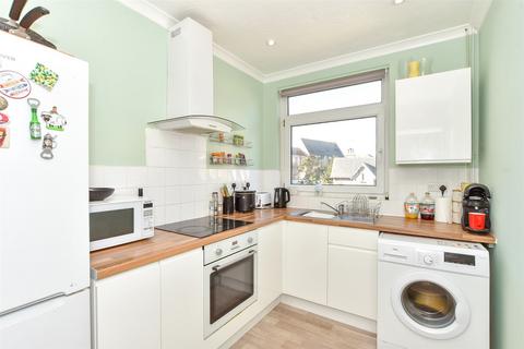 High Street, Bognor Regis, West Sussex 2 bed flat for sale