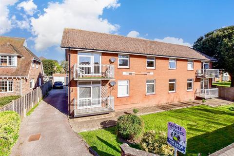 High Street, Bognor Regis, West Sussex 2 bed flat for sale