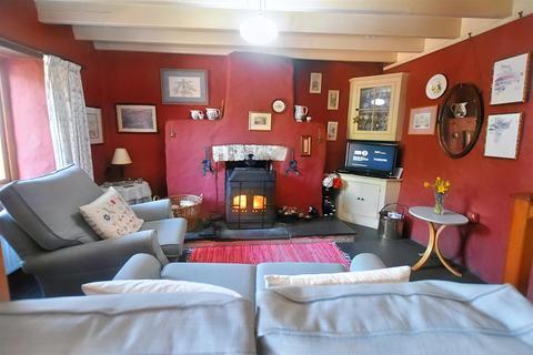 Hanna's Cottage, St. Florence 1 bed cottage for sale