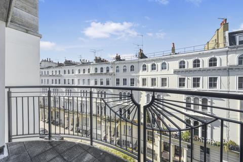 Kensington Gardens Square... 1 bed apartment for sale