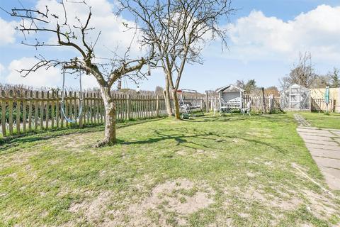 Coach Road, Egerton, Ashford, Kent 4 bed detached house for sale