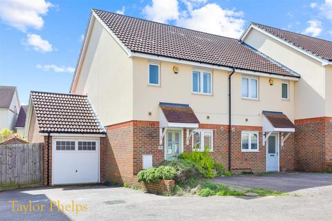 The Cedars, Broxbourne EN10 3 bed end of terrace house for sale