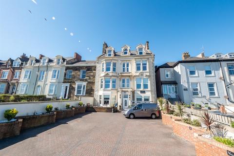 Roker Terrace, Roker, Sunderland 2 bed apartment for sale