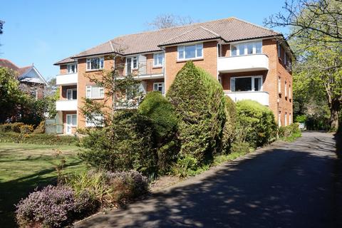 West Cliff Road, Bournemouth BH4 3 bed apartment for sale