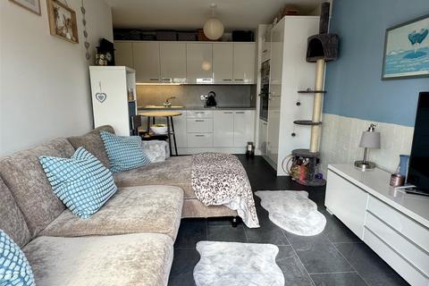Chataway House, Somerset TA20 2 bed apartment for sale