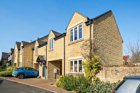 Woodlands Close, Stroud GL6 2 bed apartment for sale