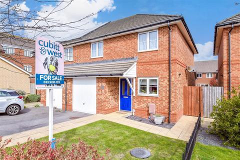 Catherington Place, Portsmouth PO3 3 bed semi