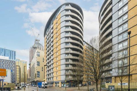 Victoria Road, London W3 1 bed flat for sale
