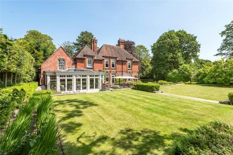 Toft Road, Knutsford, Cheshire, WA16 5 bed detached house for sale