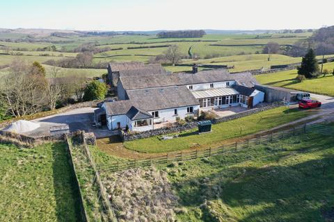 Pages Cottage, Stone Barn & Approx.... 2 bed semi