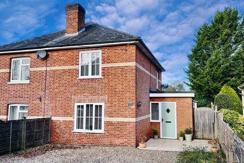Ringwood Road, St Ives, bh24 3 bed cottage for sale